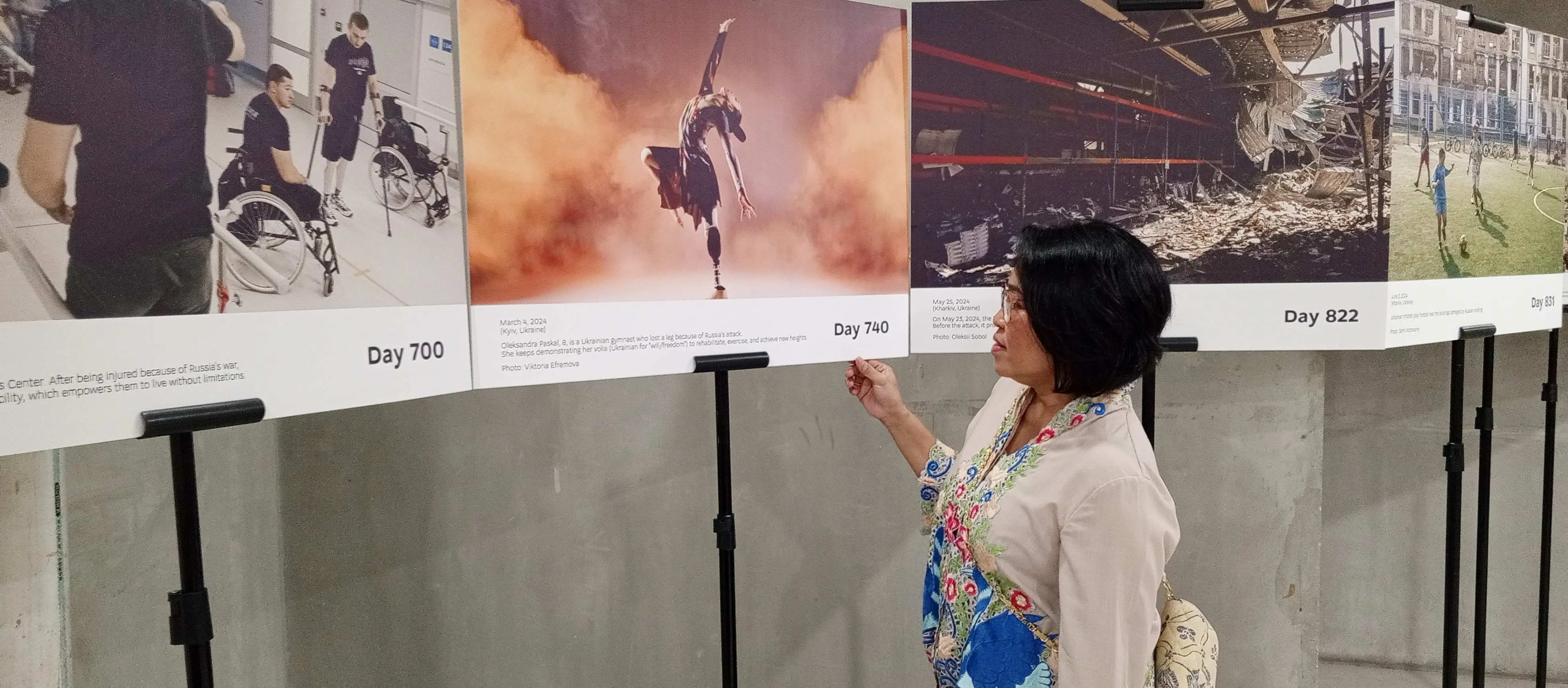 Pameran Foto dan Pemutaran Film Ukraina Peringati 1000 Hari Invasi Rusia, Holodomor