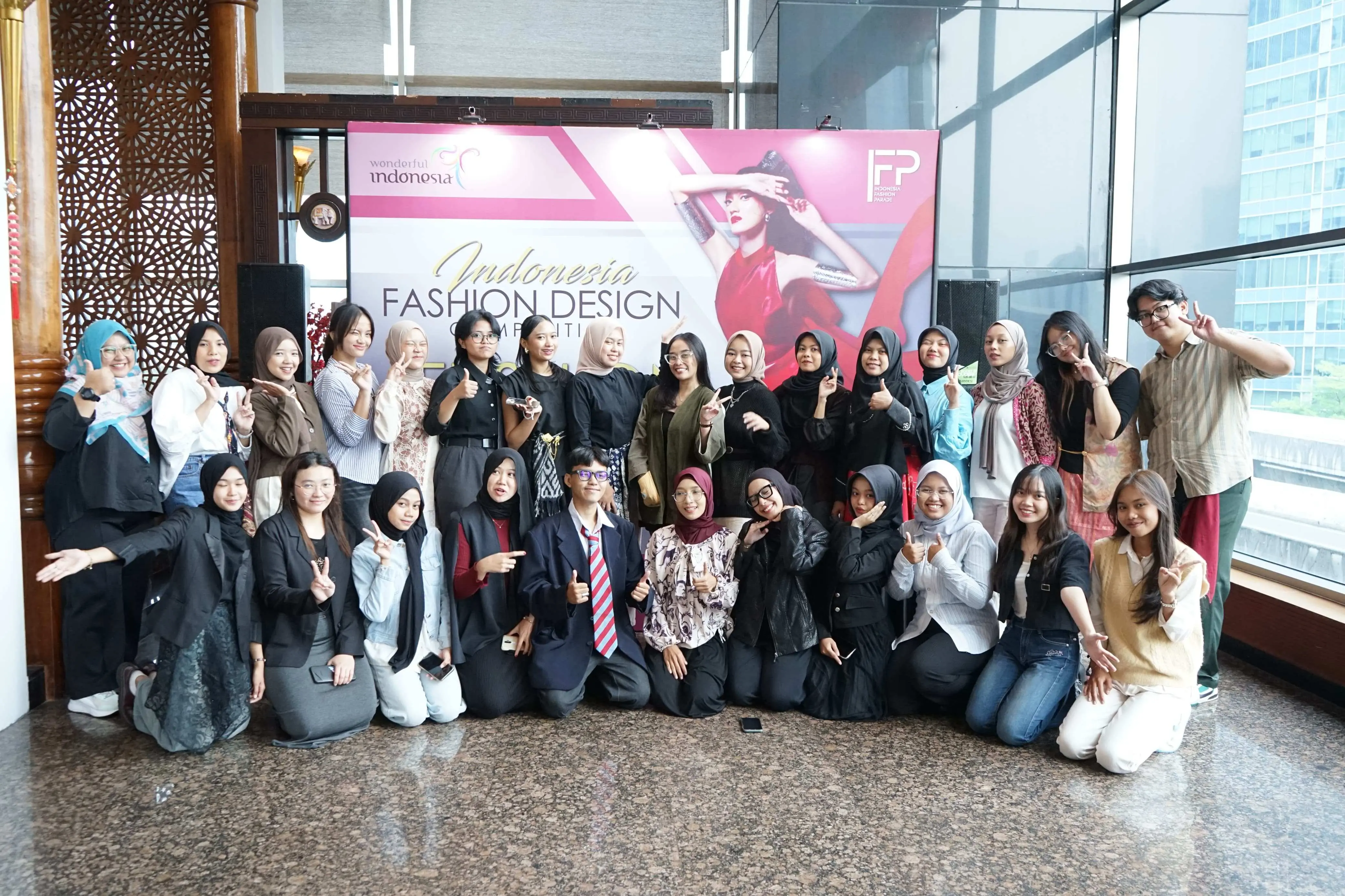 Antusias Designer Muda Indonesia, IFDC 2025 Loloskan 25 Finalis Jelang IFP 2025